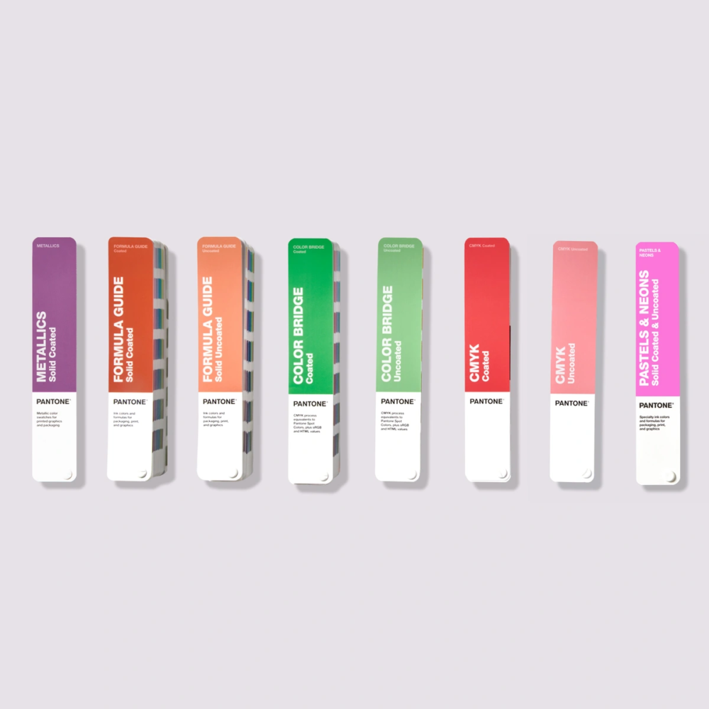 Pantone Portable Guide Studio GPG304B mới nhất năm 2025